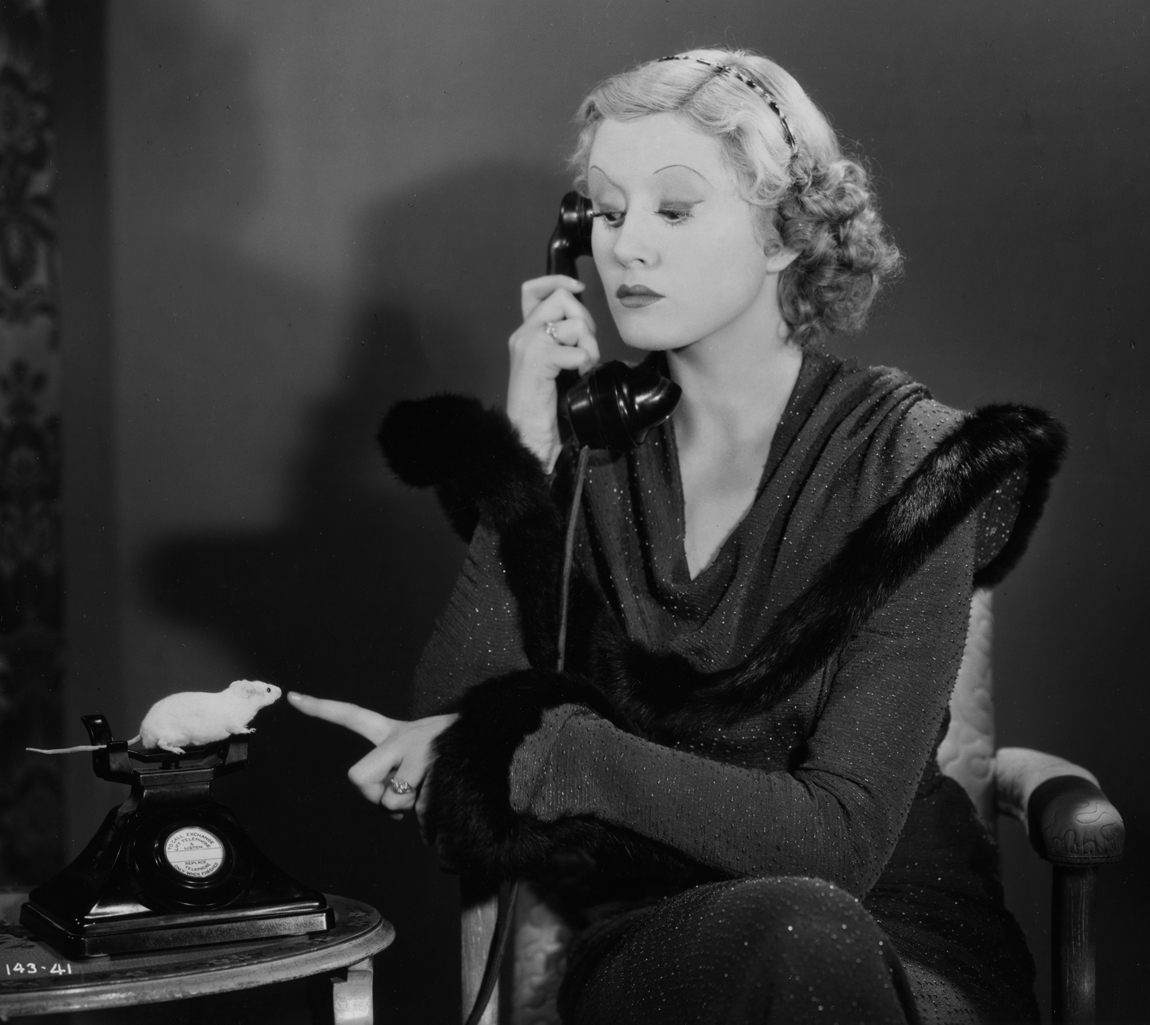 Grete Natzler in The Scotland Yard Mystery (1934)