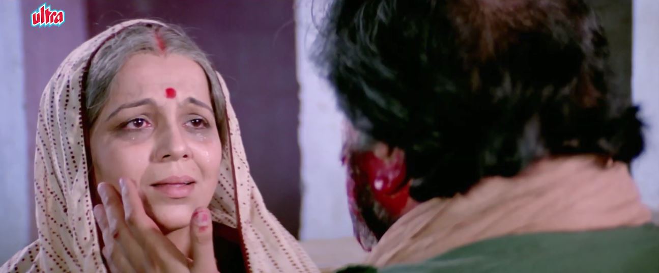 Rohini Hattangadi in Hum Se Na Takrana (1990)