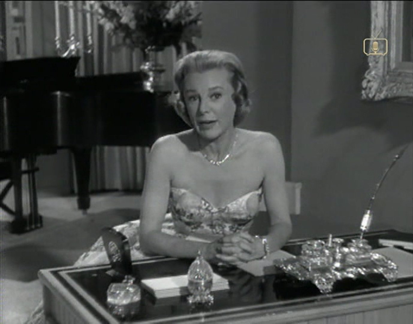 June Allyson in The DuPont Show with June Allyson (1959)