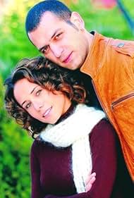 Burçin Terzioglu and Murat Yildirim in Firtina (2006)