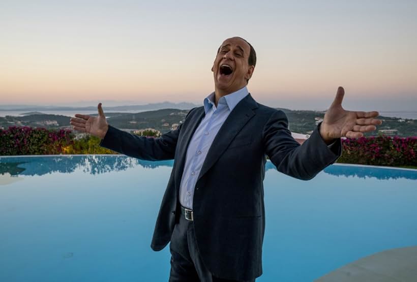 Toni Servillo in Loro (2018)