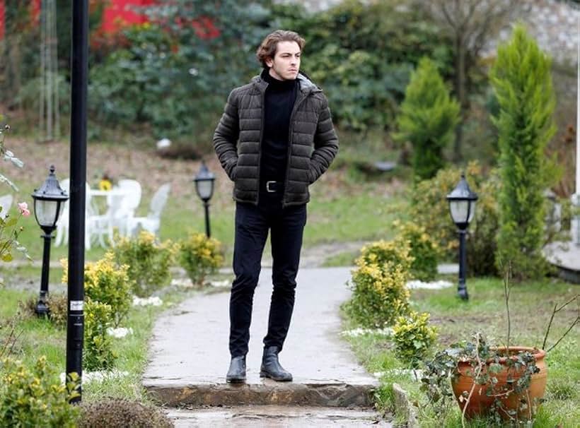 Boran Kuzum in Falcon Crest (2018)