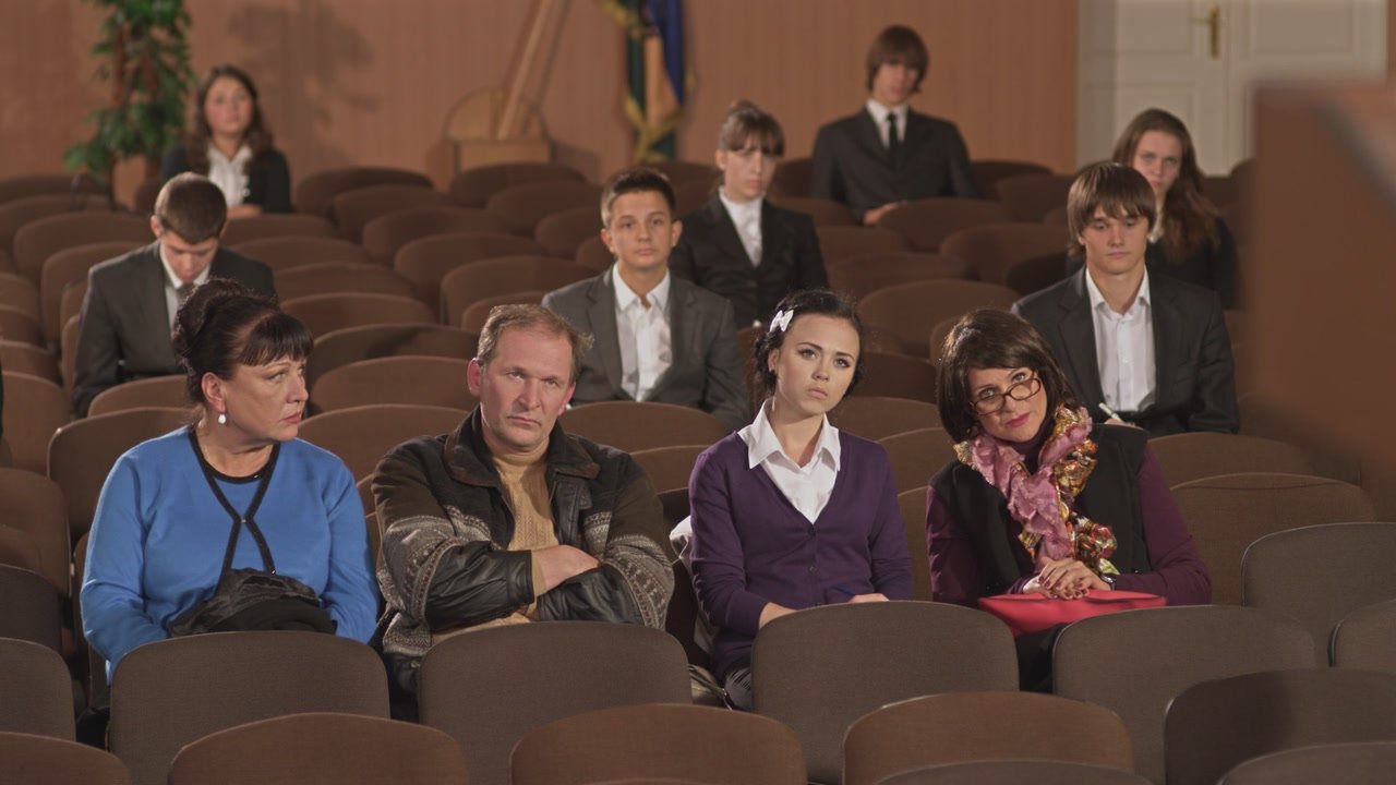 Lyudmila Artemeva, Fyodor Dobronravov, Tatyana Kravchenko, and Anna Koshmal in Svaty (2008)