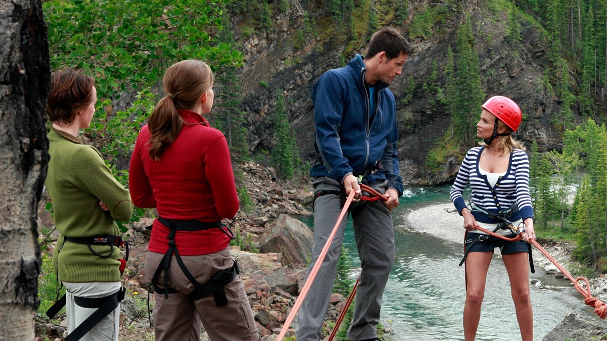 Anna Chlumsky, Josh Hopkins, and Kristin Chenoweth in 12 Men of Christmas (2009)