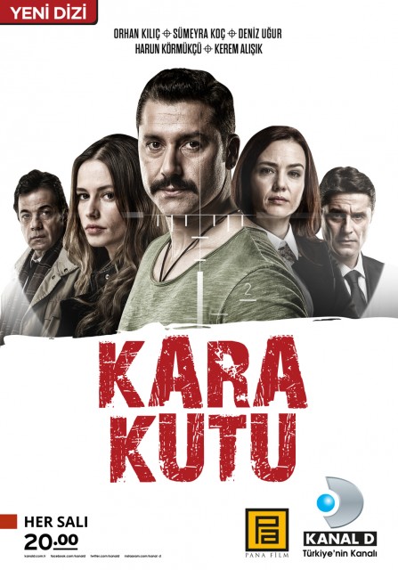 Hazim Körmükçü, Orhan Kilic, Deniz Ugur, Hakan Eratik, and Sümeyra Koç in Kara Kutu (2015)