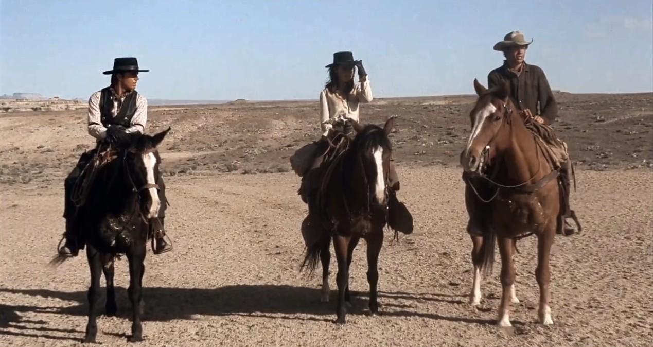 Jack Nicholson, Warren Oates, and Millie Perkins in The Shooting (1966)