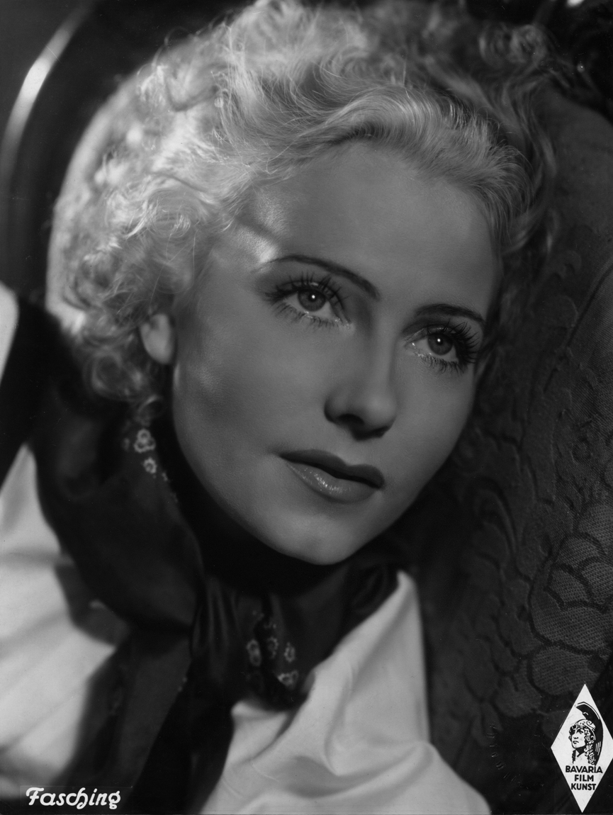 Karin Hardt in Fasching (1939)