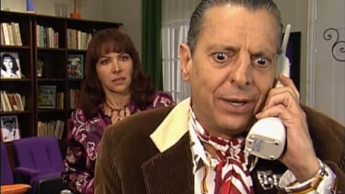 César Bono and Ana Bertha Espín in Vecinos (2005)