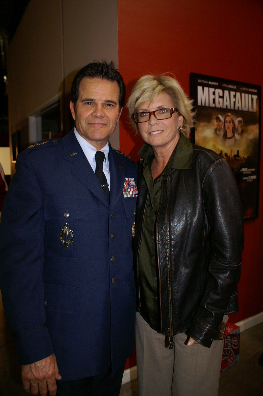 Ed Callison and Meredith Baxter on the set of "Airline Disaster".