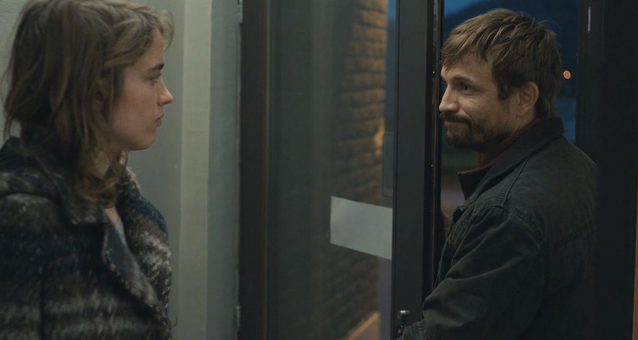 Jérémie Renier and Adèle Haenel in The Unknown Girl (2016)