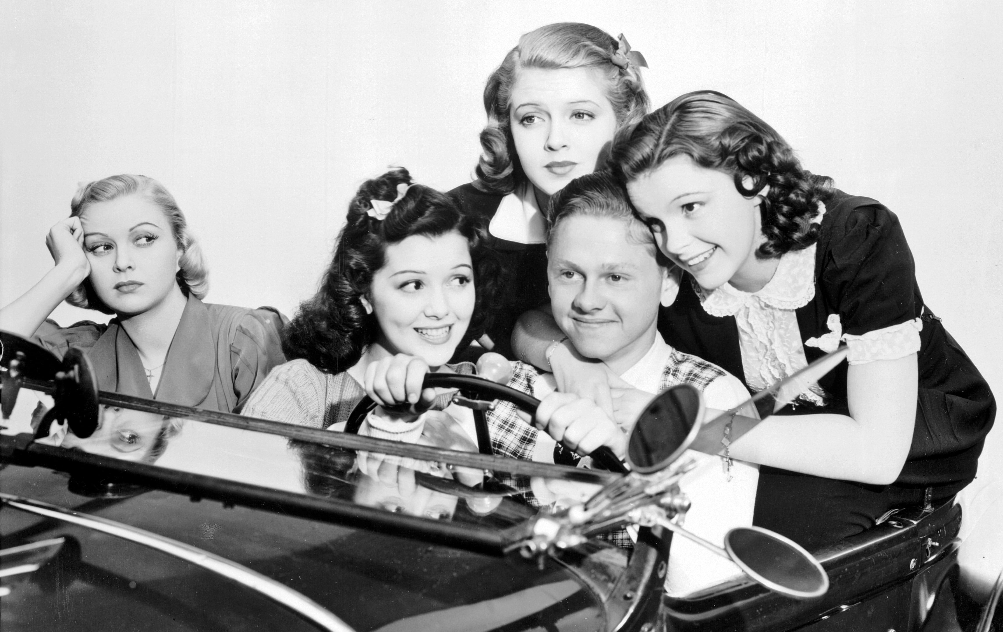 Judy Garland, Mickey Rooney, Lana Turner, Cecilia Parker, and Ann Rutherford in Love Finds Andy Hardy (1938)