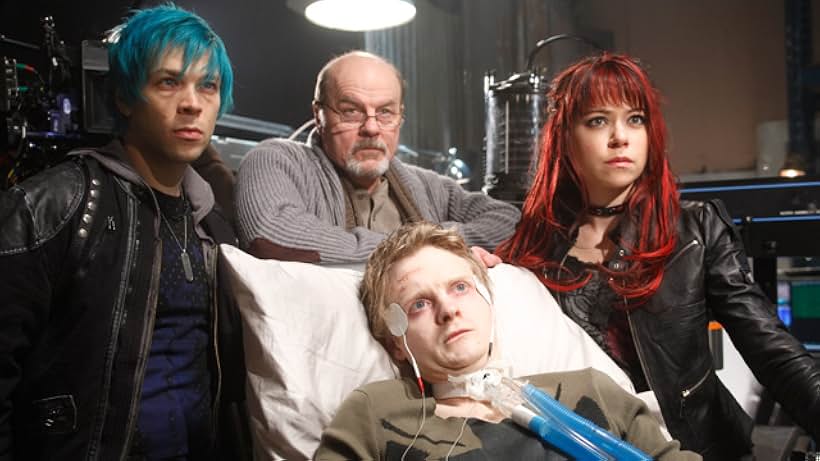 Cuba Gooding Jr., Michael Ironside, Chad Krowchuk, Tatiana Maslany, and Juan Riedinger in Hardwired (2009)