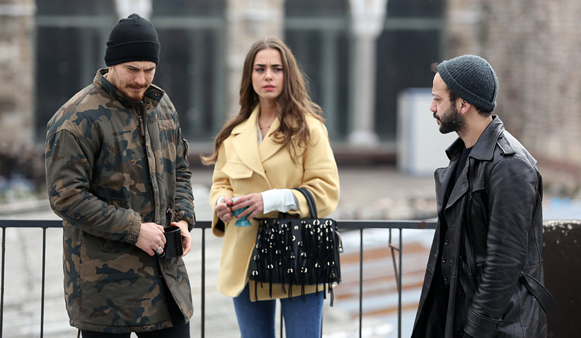 Riza Kocaoglu, Çagatay Ulusoy, and Bensu Soral in Insider (2016)