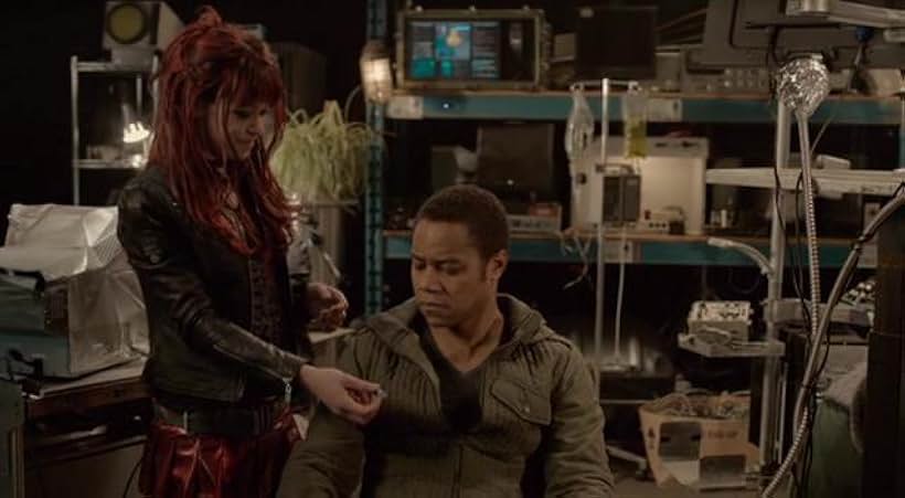 Cuba Gooding Jr. and Tatiana Maslany in Hardwired (2009)