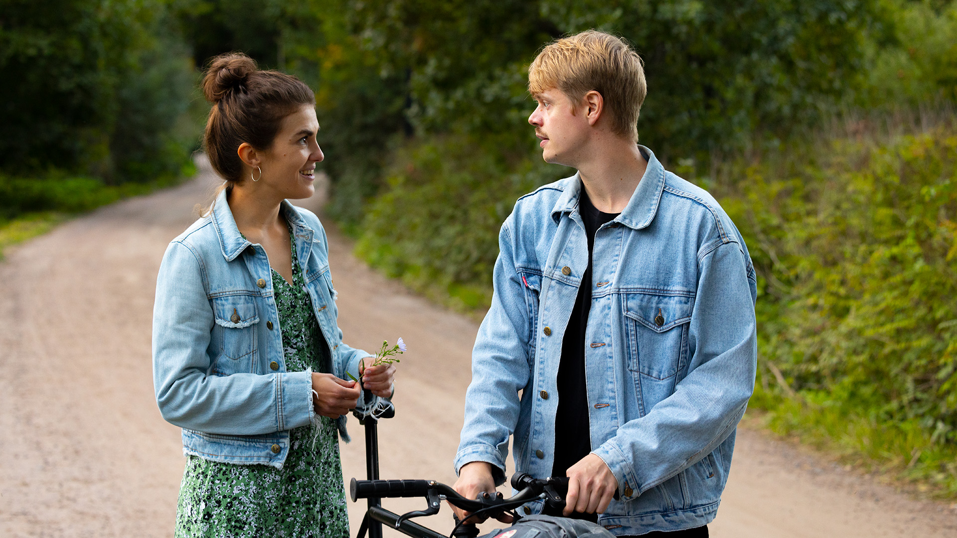 Sami Harjula and Johanna Öhman in Kesäyön uni (2024)