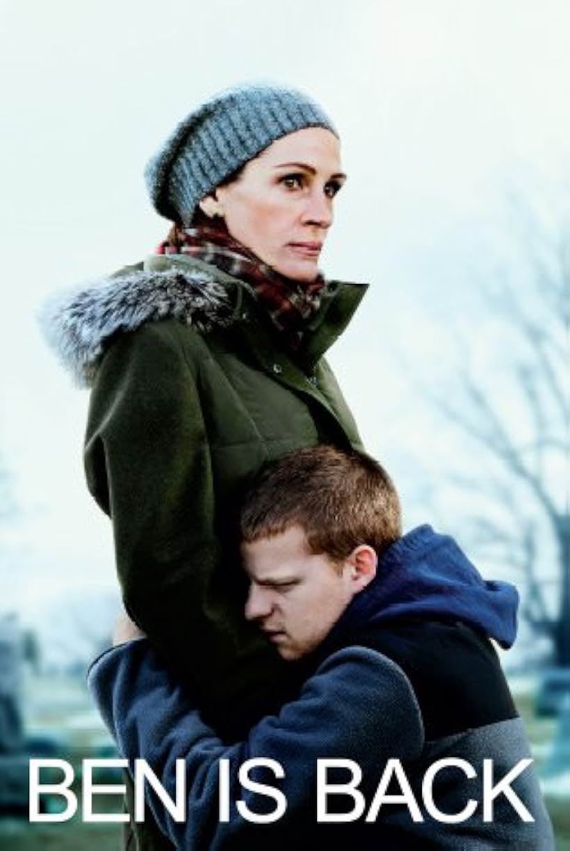 Julia Roberts and Lucas Hedges in Ben Is Back (2018)