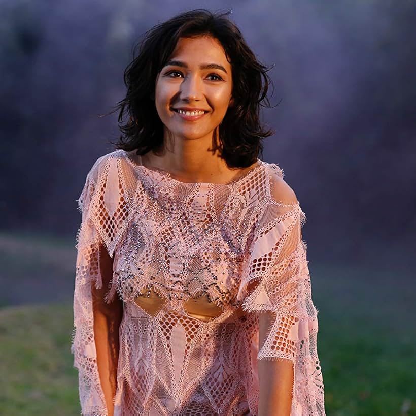 Aybüke Pusat in Falcon Crest (2018)