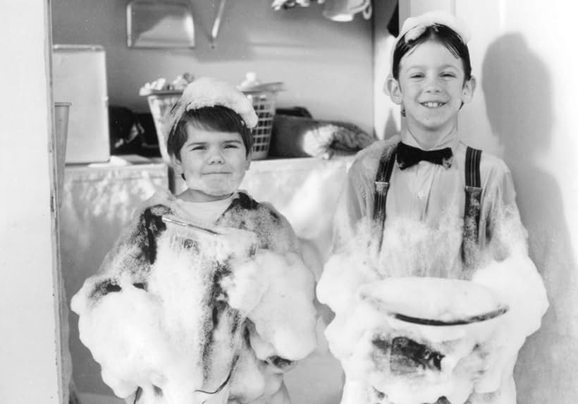 Bug Hall and Travis Tedford in The Little Rascals (1994)