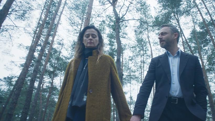 Grzegorz Damiecki and Agnieszka Grochowska in Long Way Home (2020)