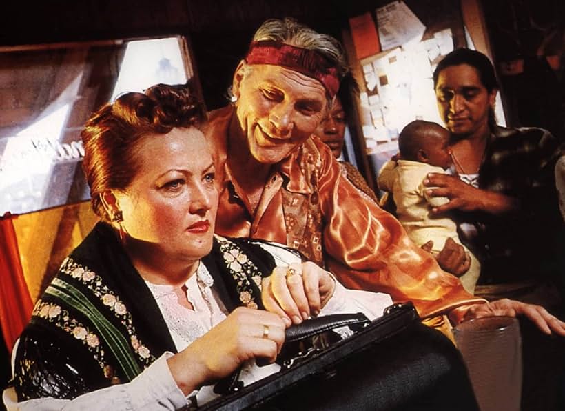 Jack Palance, CCH Pounder, George Aguilar, and Marianne Sägebrecht in Bagdad Cafe (1987)