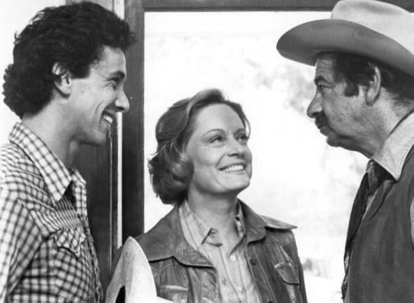 Walter Matthau, Andrew Rubin, and Alexis Smith in Casey's Shadow (1978)