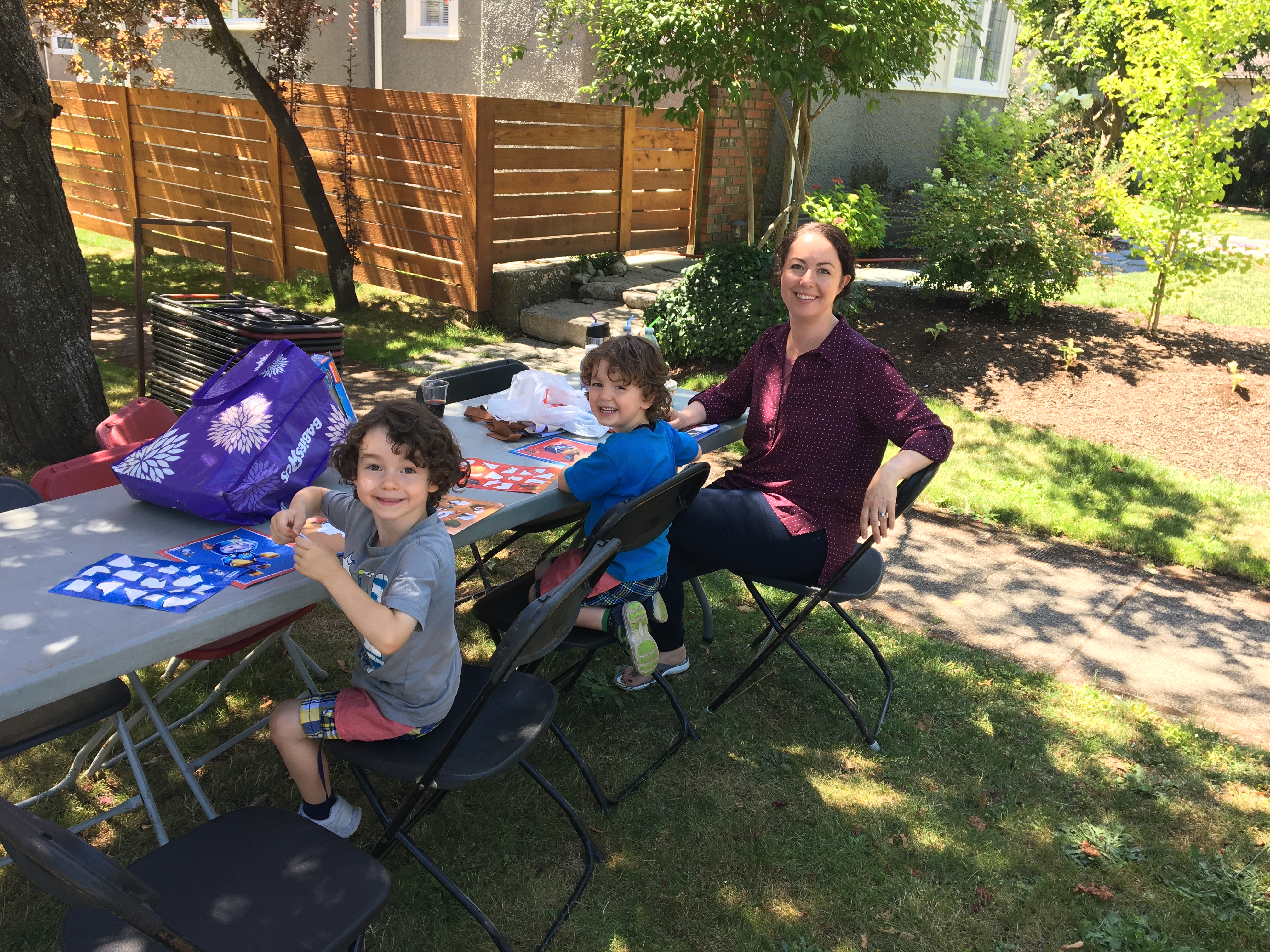 On set with his brother, actor Sawyer Fraser and their Mother for an Uncle Ben's commercial. Calix's brother, Sawyer, won a Joey Award for his performance.