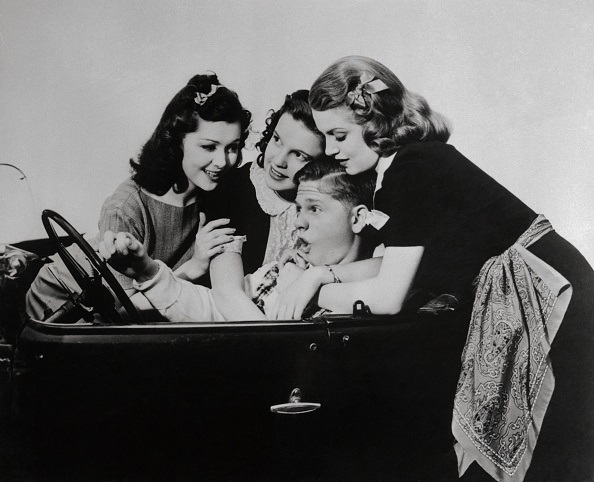 Judy Garland, Mickey Rooney, Lana Turner, and Ann Rutherford in Love Finds Andy Hardy (1938)