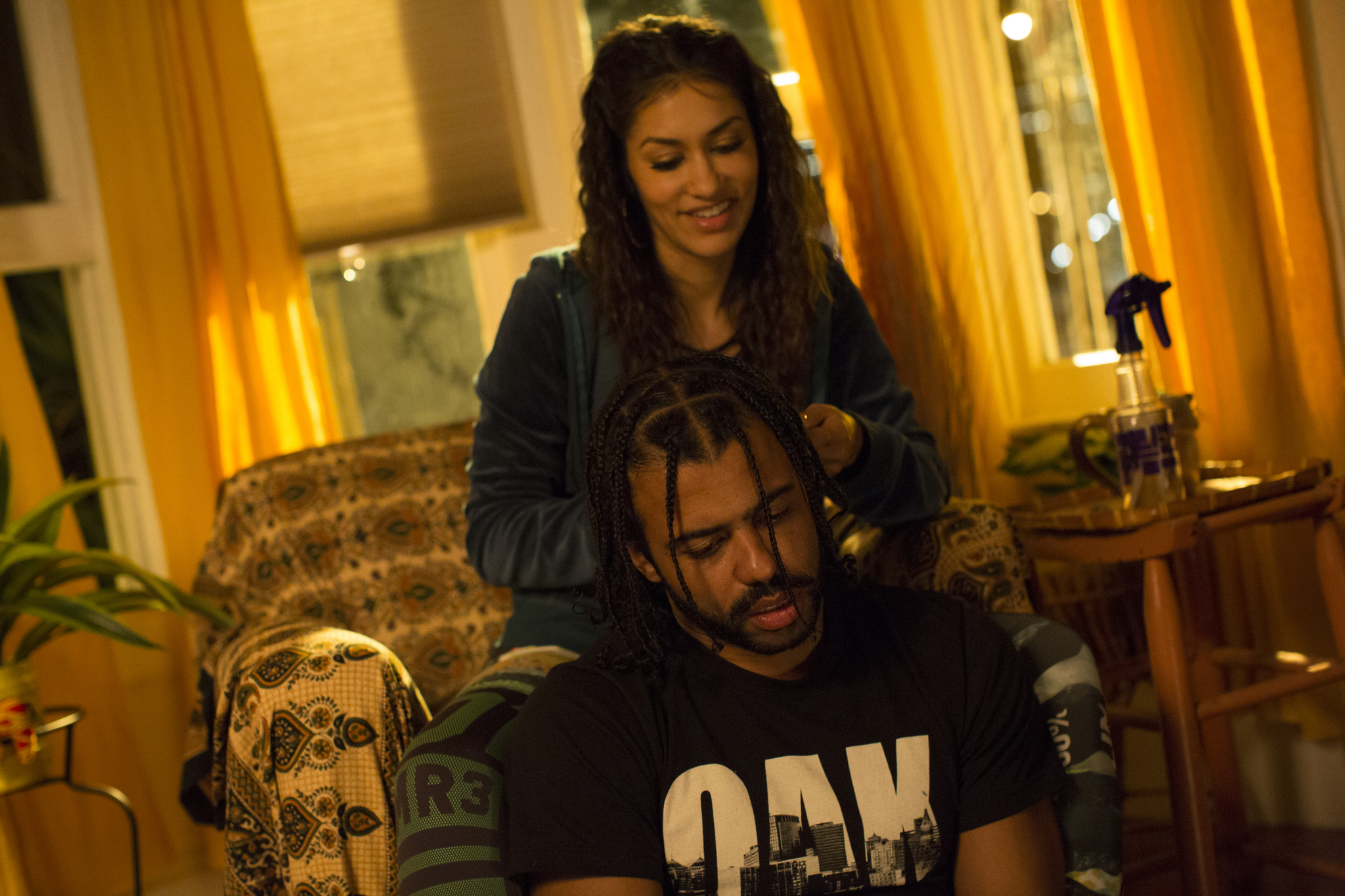 Janina Gavankar and Daveed Diggs in Blindspotting (2018)