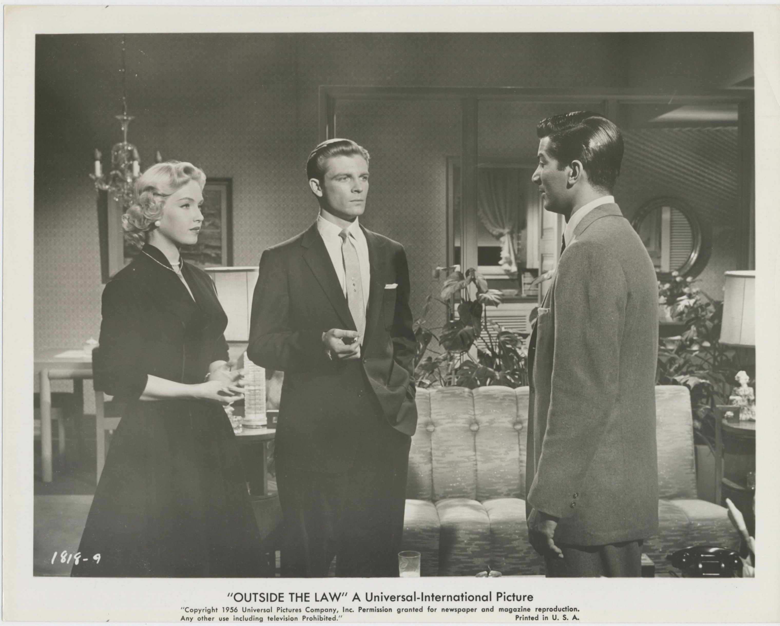 Ray Danton, Leigh Snowden, and Grant Williams in Outside the Law (1956)