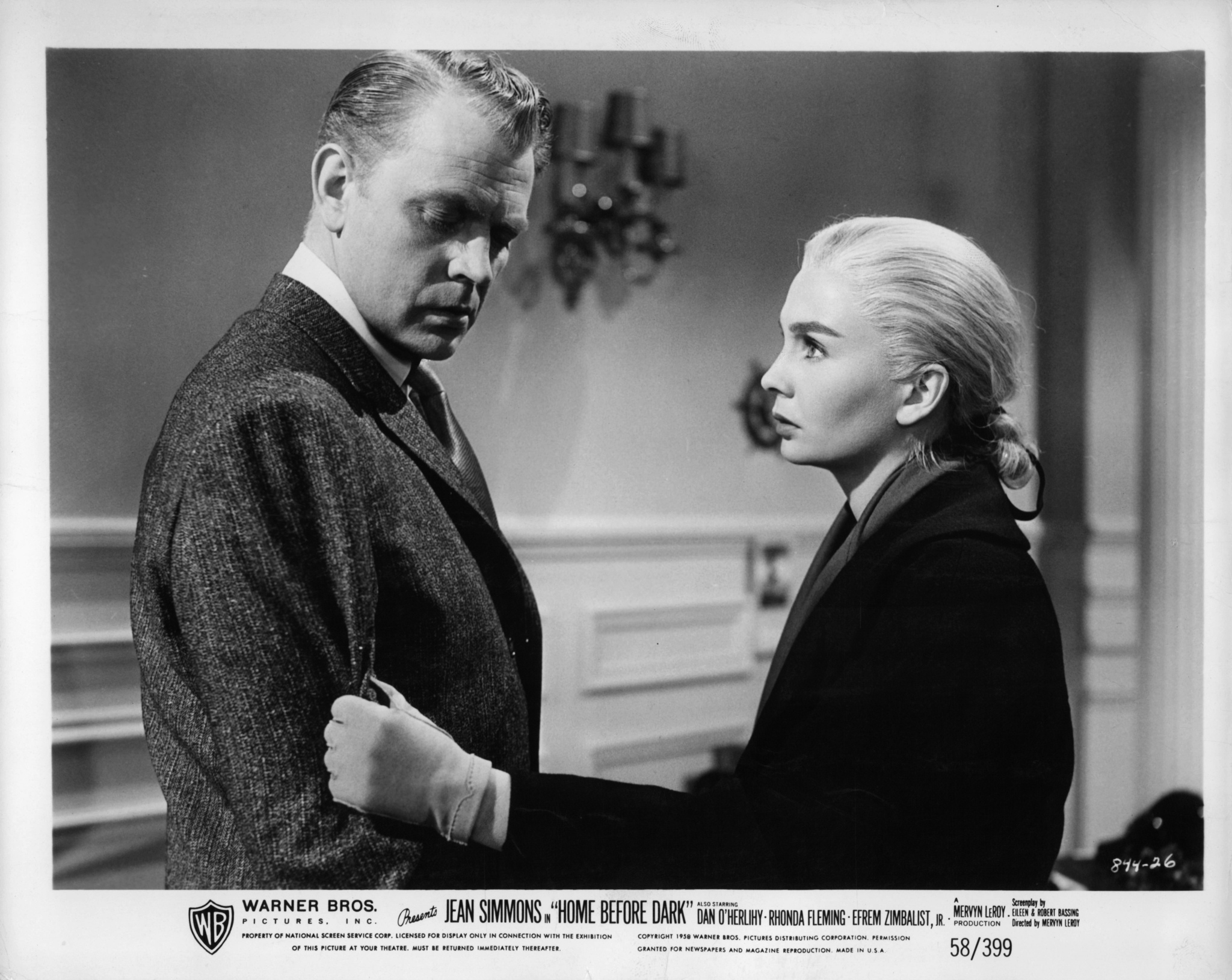 Jean Simmons and Dan O'Herlihy in Home Before Dark (1958)