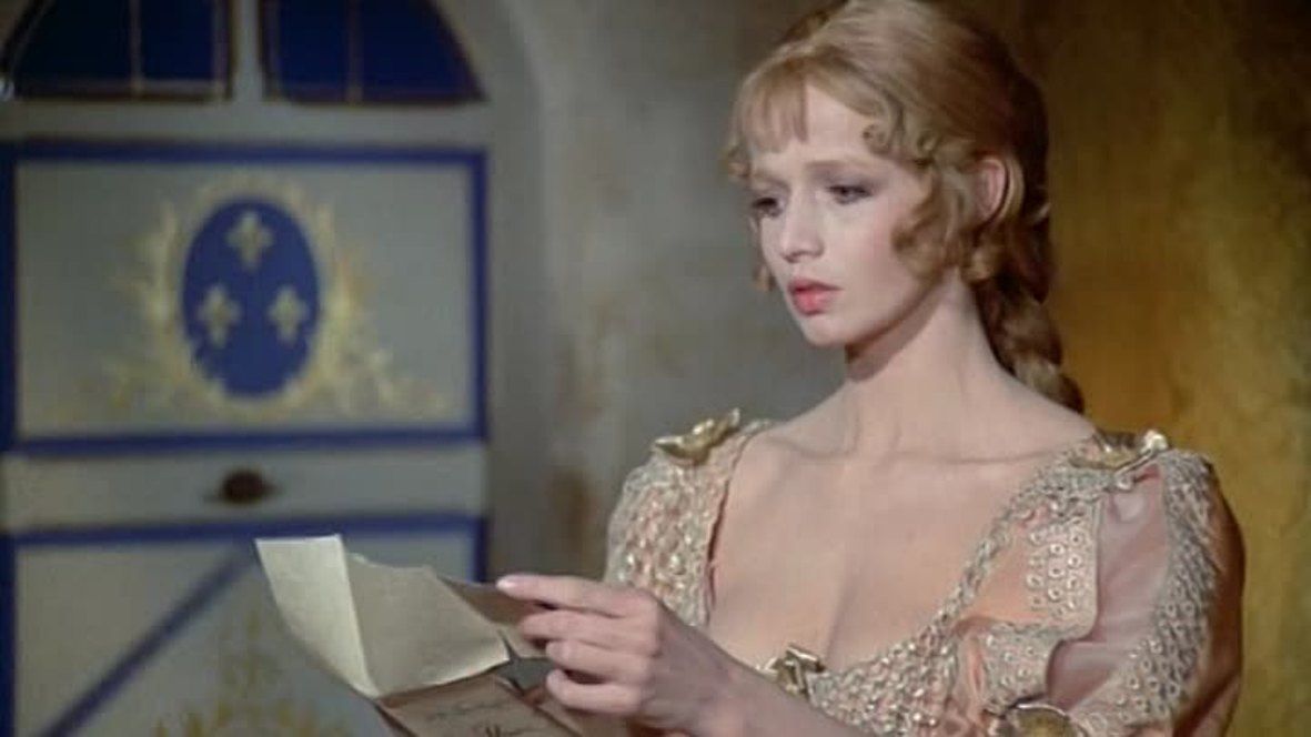 Catherine Jourdan in Les quatre Charlots mousquetaires (1974)