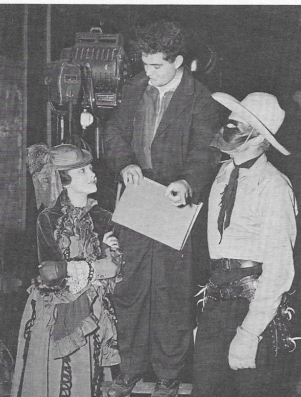 Lee Powell, Lynne Roberts, and William Witney in The Lone Ranger (1938)