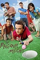 Frankie Muniz, Justin Berfield, Bryan Cranston, Jane Kaczmarek, Christopher Masterson, and Erik Per Sullivan in Malcolm in the Middle (2000)