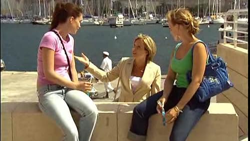 Rebecca Hampton and Juliette Chêne in Plus belle la vie (2004)