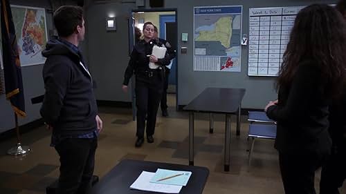 Brooklyn Nine-Nine: Amy Thinks Practice Tests Are Worthless