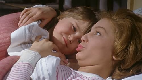 Louise Edlind and Maria Johansson in Räven raskar över isen (1964)