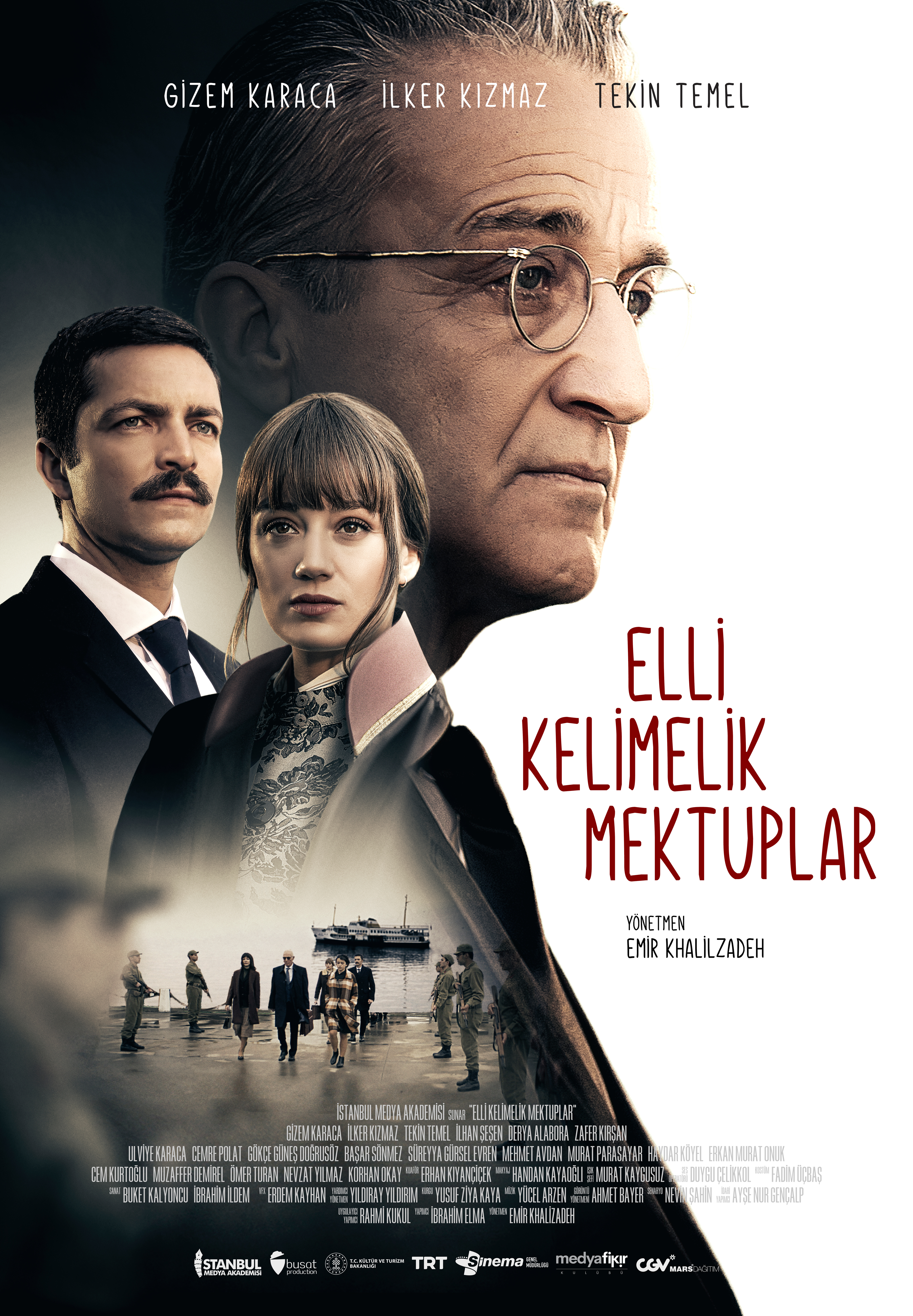 Tekin Temel, Ilker Kizmaz, and Gizem Karaca in Elli Kelimelik Mektuplar (2021)