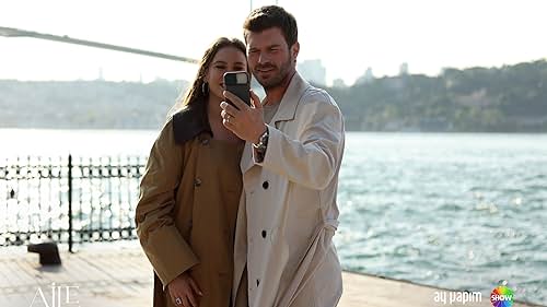 Kivanç Tatlitug and Serenay Sarikaya in The Family (2023)