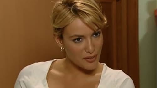 Gamze Özçelik in Back Streets (2006)