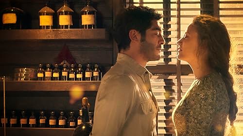 Serenay Sarikaya and Burak Deniz in Shahmaran (2023)