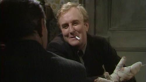 Robert Hardy in Manhunt (1970)