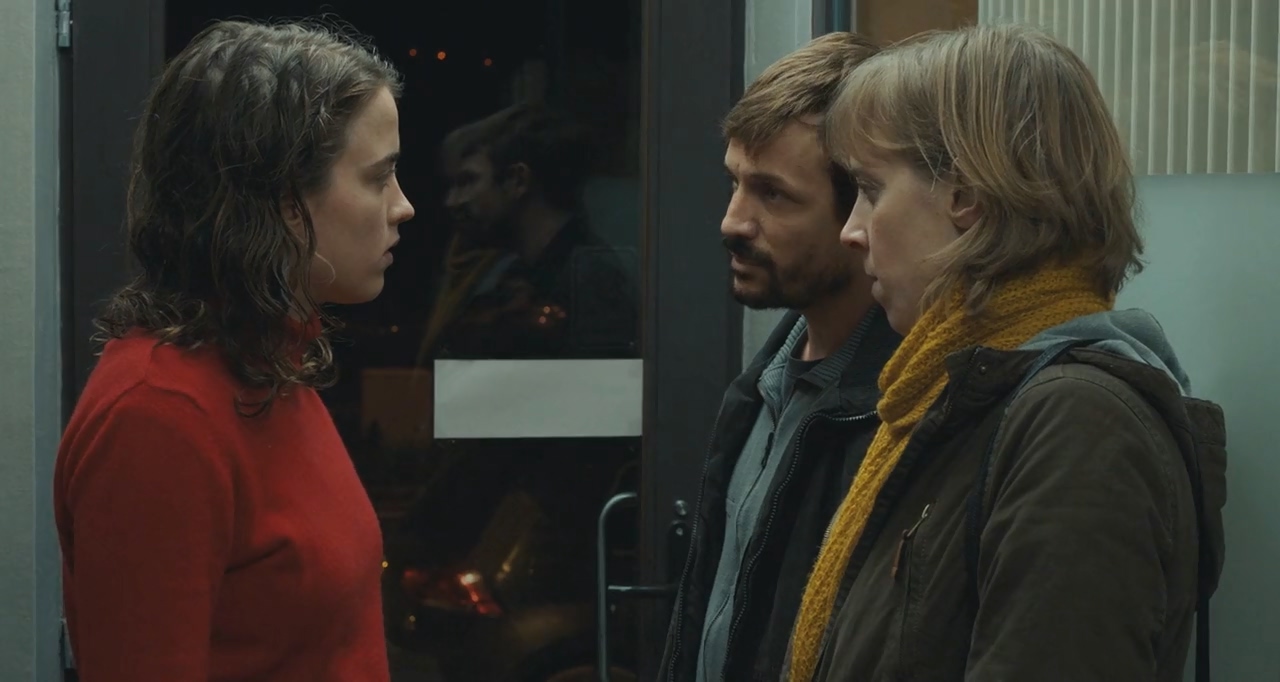 Jérémie Renier, Christelle Cornil, and Adèle Haenel in The Unknown Girl (2016)