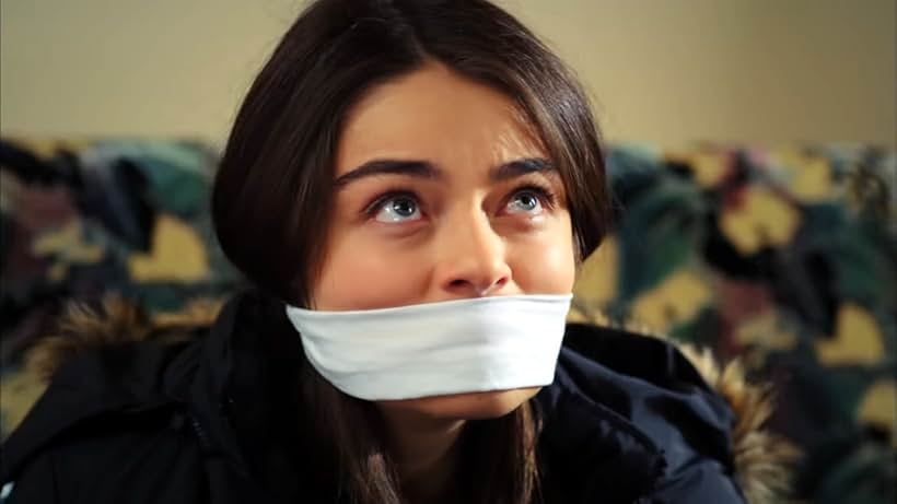 Ayça Aysin Turan in Black Rose (2013)