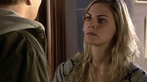 Amaia Salamanca in Sin tetas no hay paraíso (2008)