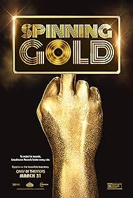 Jason Isaacs, Michelle Monaghan, Jeremy Jordan, Jay Pharoah, Casey Likes, and Caylee Cowan in Spinning Gold (2023)