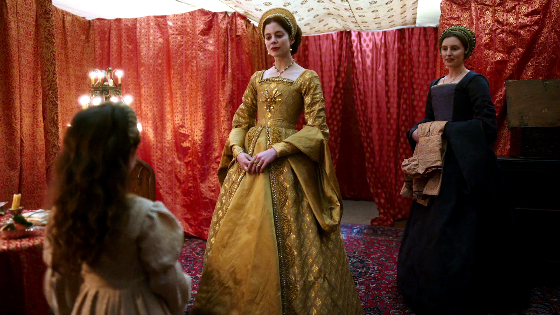 Charlotte Hope, Laura Carmichael, and Billie Gadsdon in The Spanish Princess (2019)