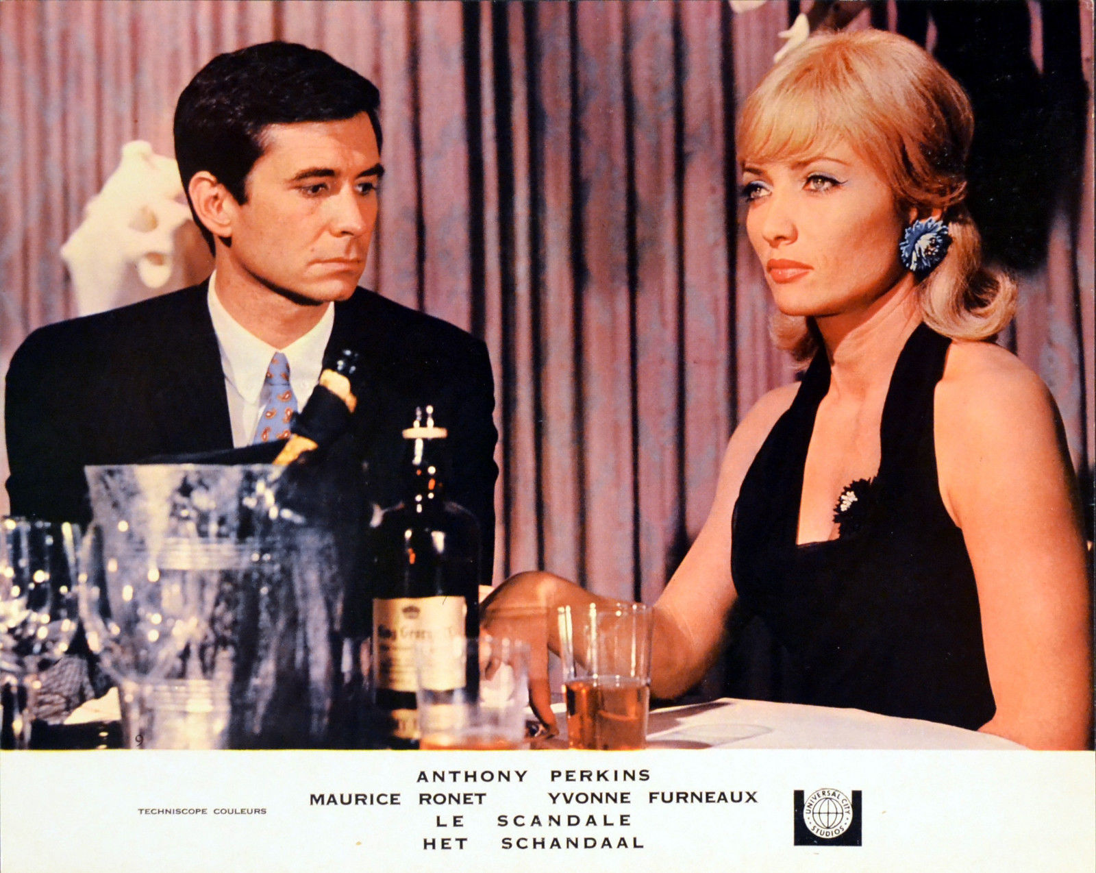 Anthony Perkins and Stéphane Audran in The Champagne Murders (1967)