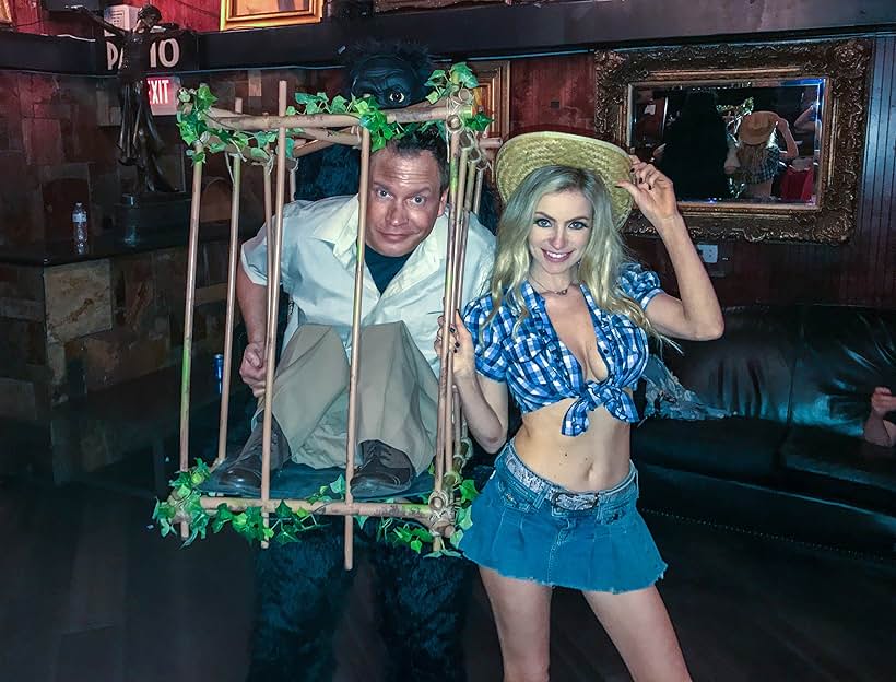 Chad Ridgely and Cody Renee Cameron in Weedjies: Halloweed Night (2019)