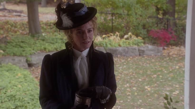 Helene Joy in Murdoch Mysteries (2008)