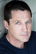 Tim Guinee